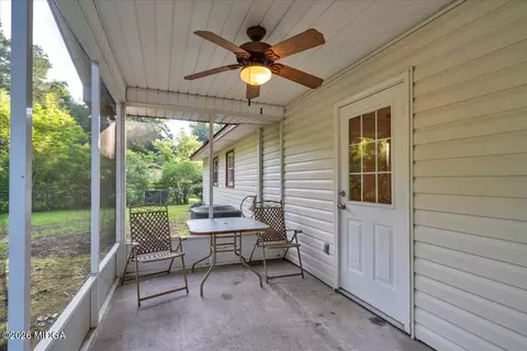 413 Davis Dr, Centerville, GA 31028 photo 7
