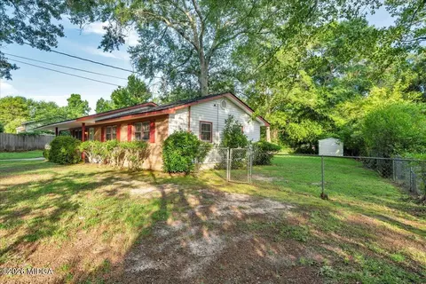 413 Davis Dr, Centerville, GA 31028 photo 5
