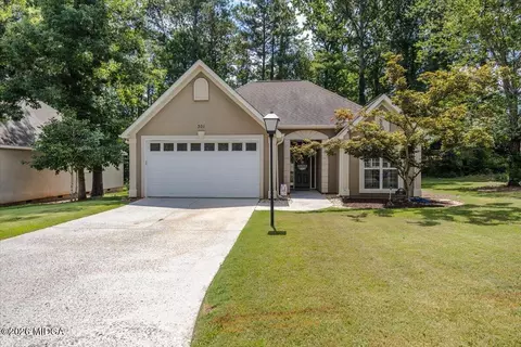 301 Winchester Pl, Macon, GA 31220