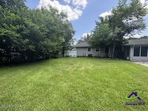 Exterior - 111 Foxfire Dr, Warner Robins, GA 31093 photo 4 of 5