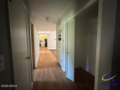 Entry Way - 111 Foxfire Dr, Warner Robins, GA 31093 photo 2 of 2
