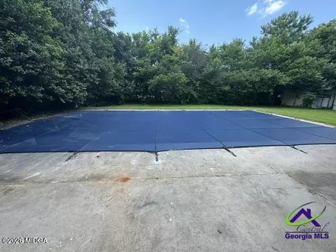 Exterior - 111 Foxfire Dr, Warner Robins, GA 31093 photo 3 of 5