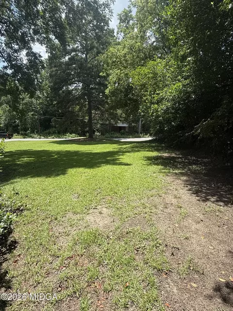 657 Short St E, Macon, GA 31217 photo 3