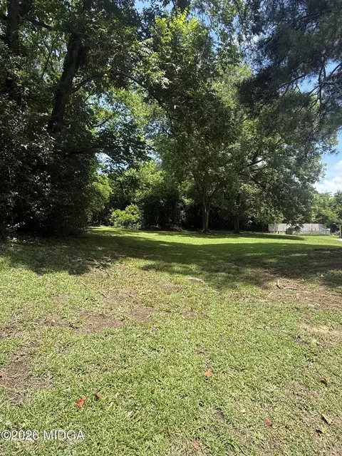 657 Short St E, Macon, GA 31217 photo 2