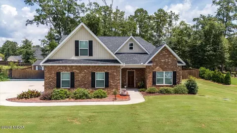 323 Willow Cove Cv, Lizella, GA 31052