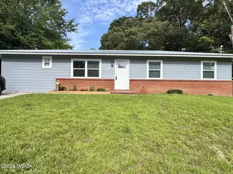4356 Pinedale Dr, Macon, GA 31206