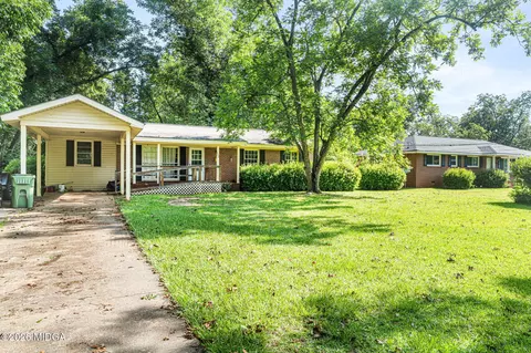 402 Schley St, Fort Valley, GA 31030