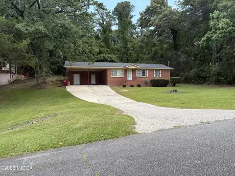 3358 Club Dr, Macon, GA 31217