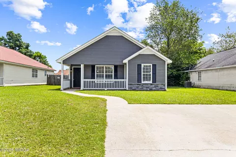 138 Kensington Cir, Warner Robins, GA 31093
