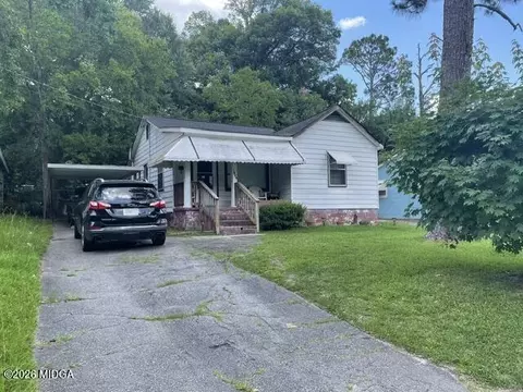 1582 Dexter, Macon, GA 31204
