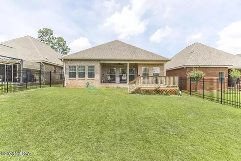 Exterior - 504 Eagle Springs Dr, Centerville, GA 31028 photo 7 of 9