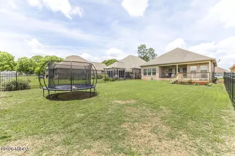 Exterior - 504 Eagle Springs Dr, Centerville, GA 31028 photo 8 of 9