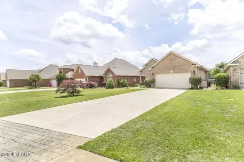 504 Eagle Springs Dr, Centerville, GA 31028