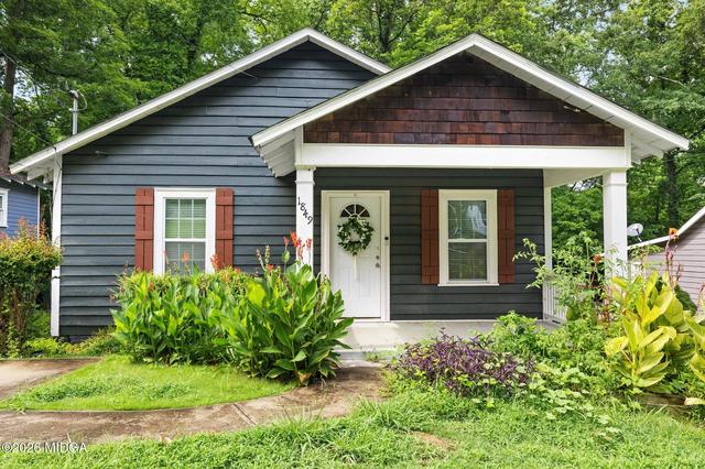 1849 Grove Ave, East Point, GA 30344