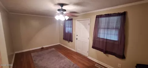 Living - 58 Joyce Dr, Macon, GA 31217 photo 2 of 2