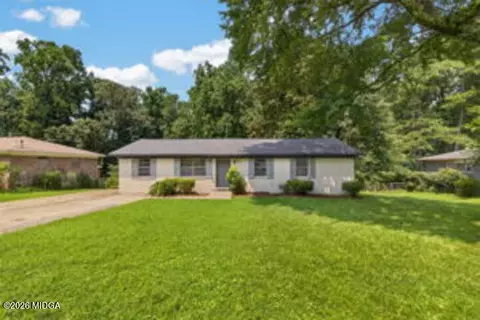 899 E Glochester Pl, Norcross, GA 30071