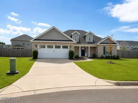 602 Broderick Cir, Warner Robins, GA 31088