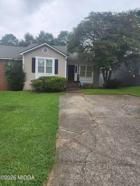 104 Wakefield Dr, Macon, GA 31210