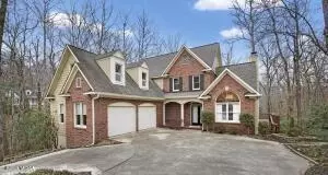 208 Huntington Ct, Macon, GA 31210