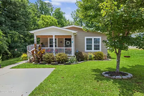 96 Bob White Ln, Newnan, GA 30263