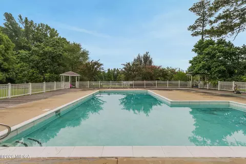 Exterior - 102 Old Macon Rd, Gray, GA 31032 photo 6 of 22