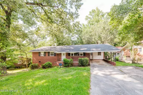 510 Arrowhead Trl, Warner Robins, GA 31088