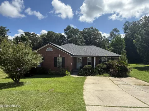 1007 Cedarview Cir, Hephzibah, GA 30815