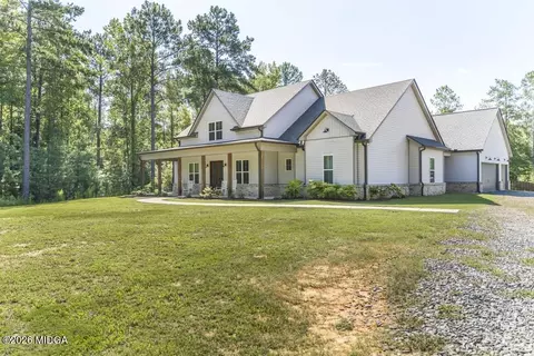 Exterior - 665 Edge Rd, Forsyth, GA 31029 photo 3 of 8
