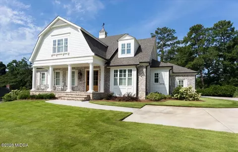 1160 Saint Andrews Dr, Macon, GA 31210