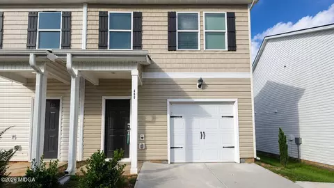 460 Oakwood Dr NW, Milledgeville, GA 31061