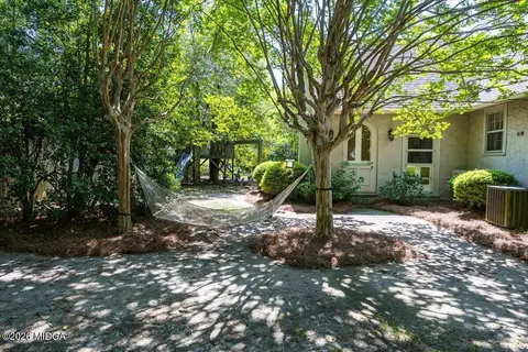 Exterior - 2667 Stanislaus Cir, Macon, GA 31204 photo 4 of 18