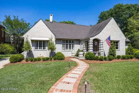 2667 Stanislaus Cir, Macon, GA 31204
