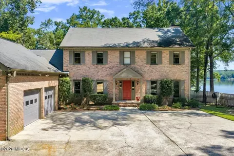 149 Island View Dr, Lizella, GA 31052