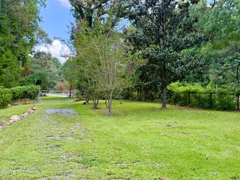 Exterior - 1244 Smith Rd, Forsyth, GA 31029 photo 5 of 9