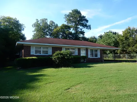 3900 Lindsey Dr, Macon, GA 31206