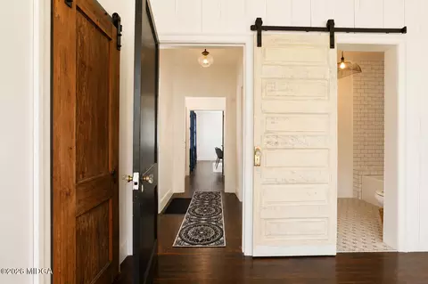 Entry Way - 342 Rogers Ave, Macon, GA 31204 photo 7 of 8