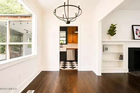 Dining - 342 Rogers Ave, Macon, GA 31204 photo 1 of 1