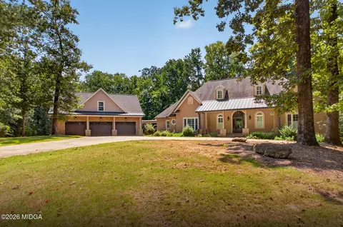 210 Loraine Forest Dr, Macon, GA 31210