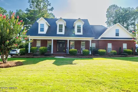 304 Victoria Cir, Warner Robins, GA 31088