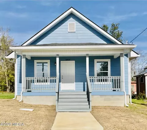 1963 3rd Ave, Macon, GA 31201