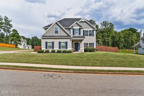Exterior - 4201 Cornwall Dr, Forsyth, GA 31029 photo 5 of 7