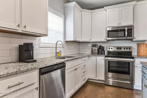 Kitchen - 4201 Cornwall Dr, Forsyth, GA 31029 photo 2 of 2