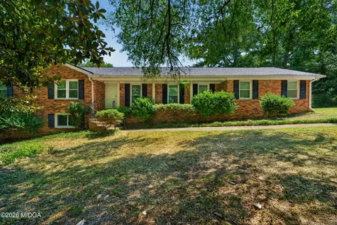 357 Lokchapee Dr, Macon, GA 31210