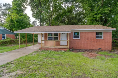 1102 Green St, Warner Robins, GA 31093