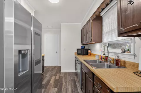 Kitchen - 765 Central Rd, Thomson, GA 30824 photo 1 of 4