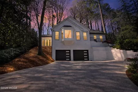 7170 Riverside Dr, Atlanta, GA 30328