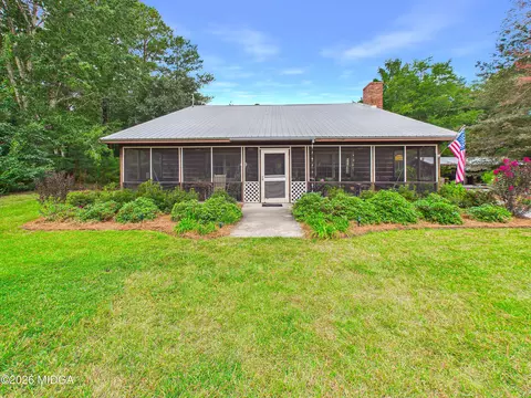 360 Parks Rd, Butler, GA 31006