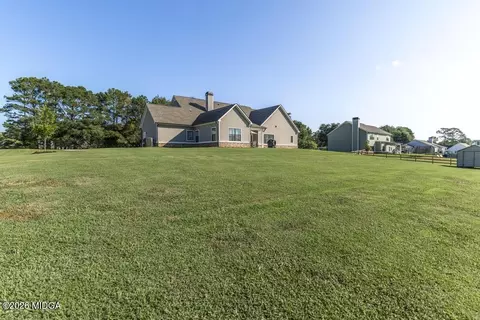 Exterior - 3994 Jersey Covington Rd, Covington, GA 30014 photo 9 of 11