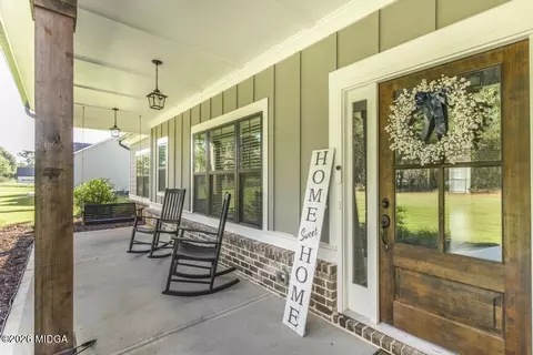 Exterior - 3994 Jersey Covington Rd, Covington, GA 30014 photo 5 of 11