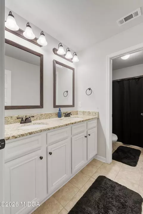 Bath - 90 Timber Dr, Forsyth, GA 31029 photo 5 of 5
